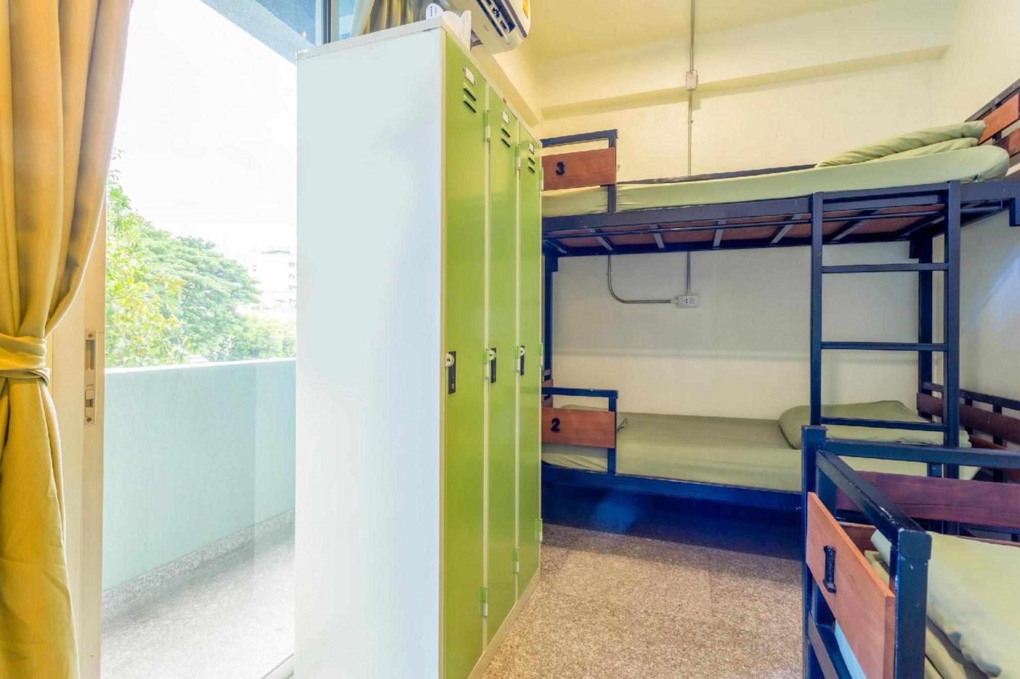 OYO 928 Leaf Hostel Chiang Mai Eksteriør billede