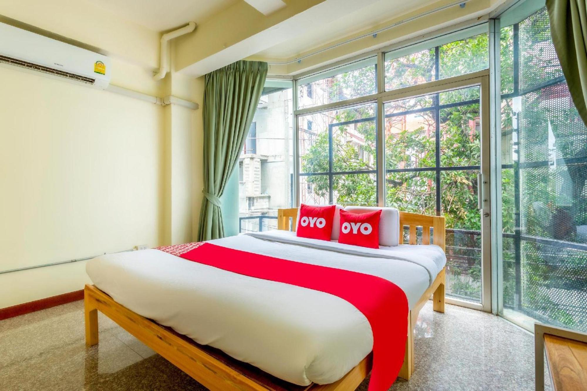 OYO 928 Leaf Hostel Chiang Mai Eksteriør billede