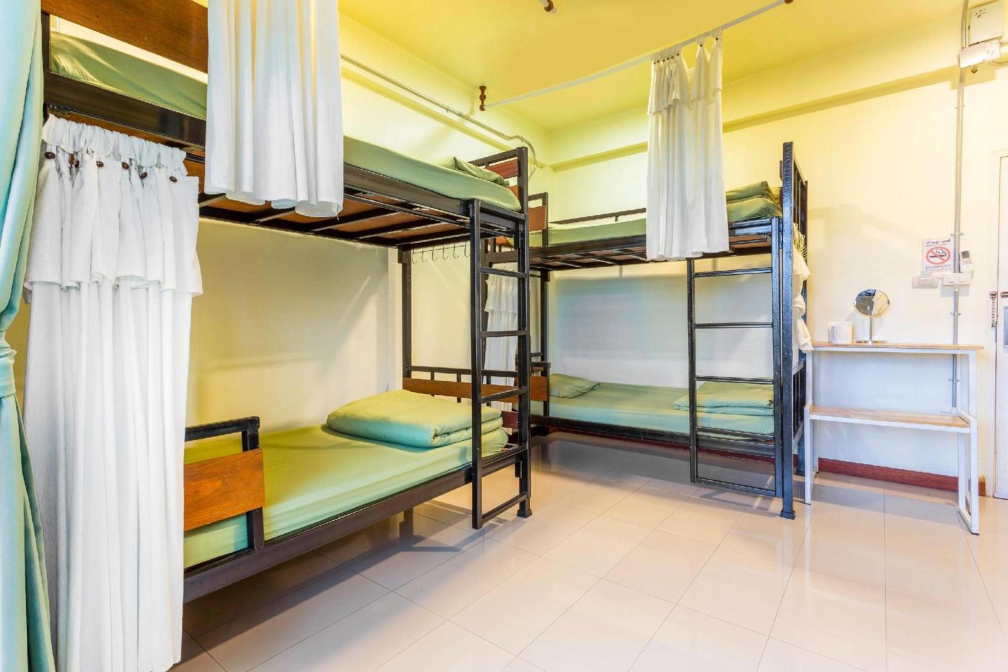 OYO 928 Leaf Hostel Chiang Mai Eksteriør billede