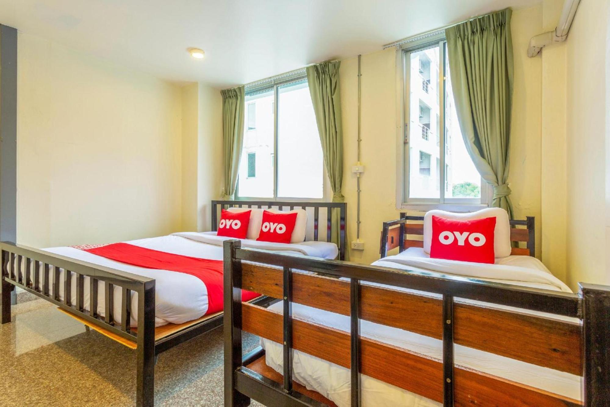 OYO 928 Leaf Hostel Chiang Mai Eksteriør billede